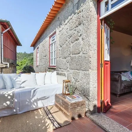 Casa Do Eido - Sustainable Living & Nature Experiences 제어스