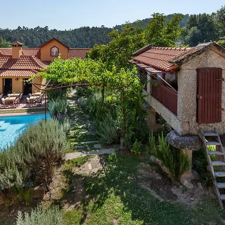 Casa Do Eido - Sustainable Living & Nature Experiences Εξοχικό σπίτι Geres